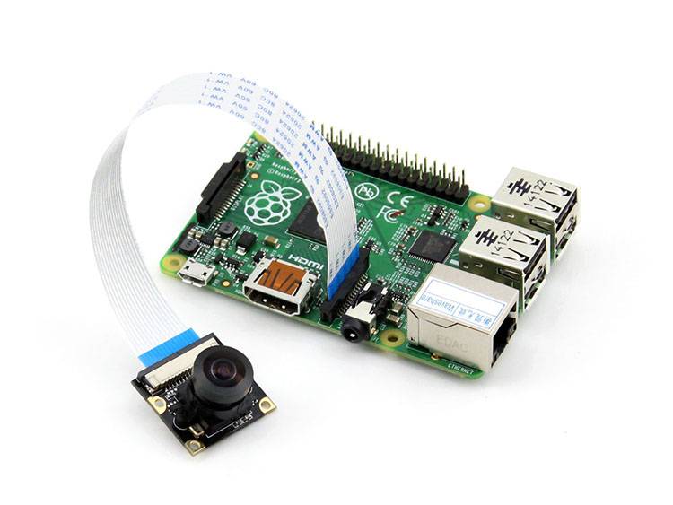 Rasberry Pi avec caméra branchée