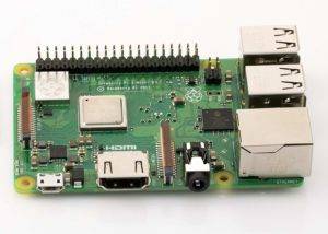 Achetez votre Raspberry Pi 3B+ et ses accessoires, notre guide d'achat !